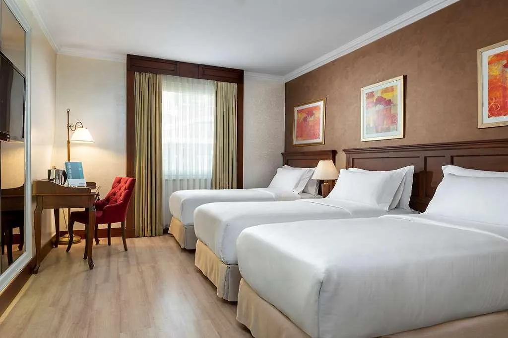 Occidental Taksim Hotel Istanbul 0*,