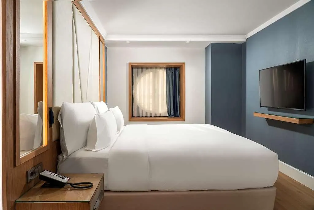 Occidental Taksim Hotel Istanbul 0*,